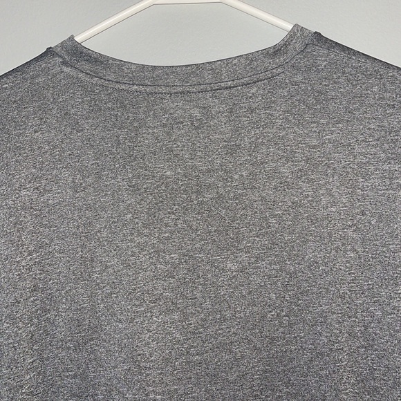 Champion Men’s Grey short sleeve shirt size large - Picture 5 of 8